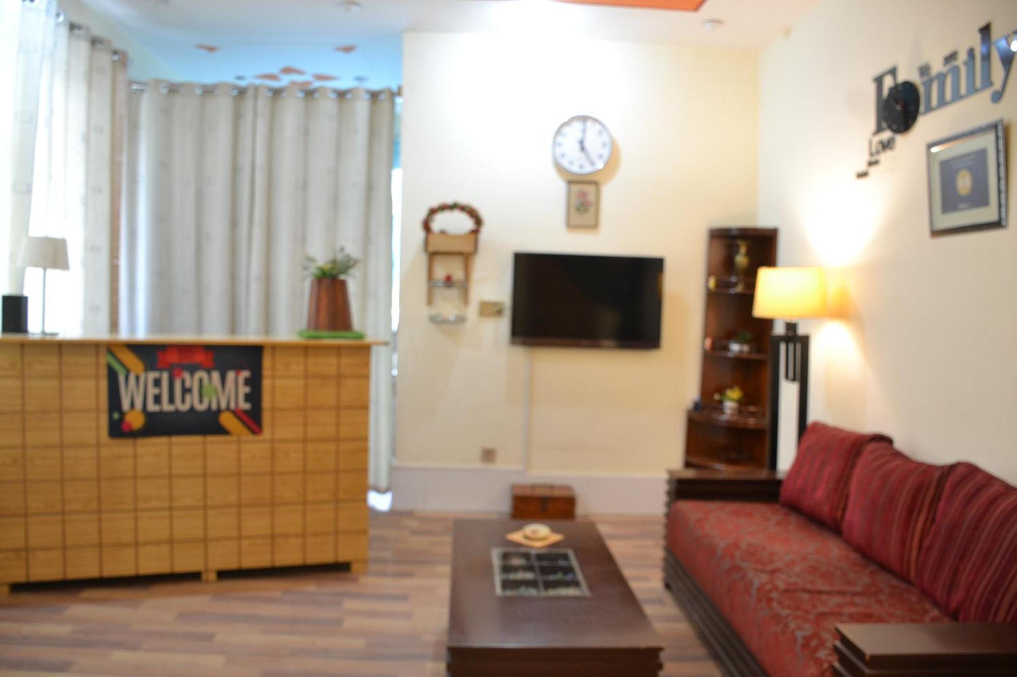 West End Lodges Neelum Экстерьер фото